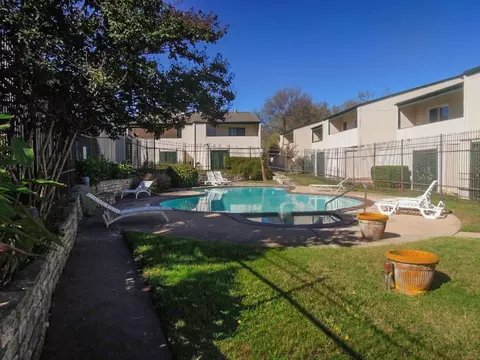 6718 Silvermine Dr #103, Austin, TX 78736