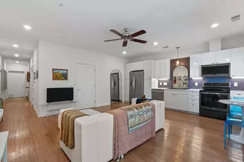 4361 S Congress Ave #322, Austin, TX 78745