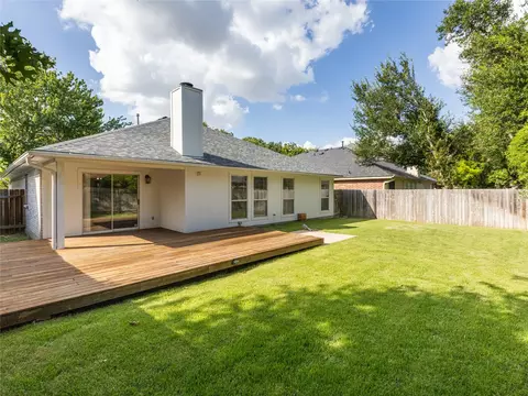 Exterior - 3064 Bent Tree Loop, Round Rock, TX 78681 photo 8 of 9
