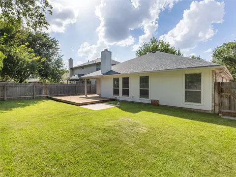 Exterior - 3064 Bent Tree Loop, Round Rock, TX 78681 photo 6 of 9