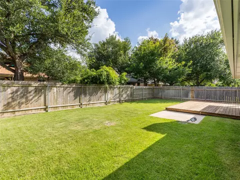 Exterior - 3064 Bent Tree Loop, Round Rock, TX 78681 photo 5 of 9