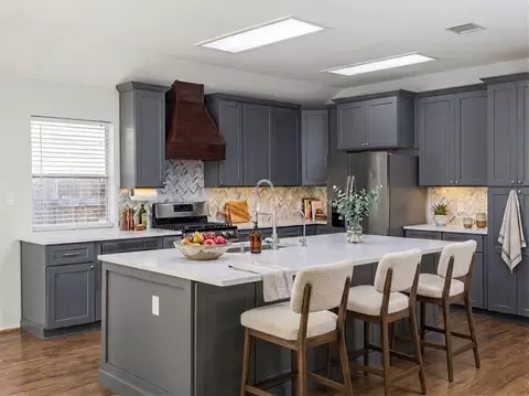 Kitchen - 3064 Bent Tree Loop, Round Rock, TX 78681 photo 2 of 7