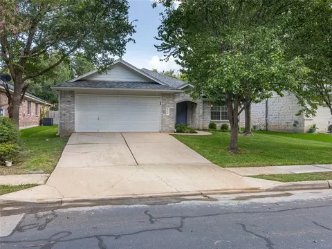 Exterior - 3064 Bent Tree Loop, Round Rock, TX 78681 photo 2 of 9