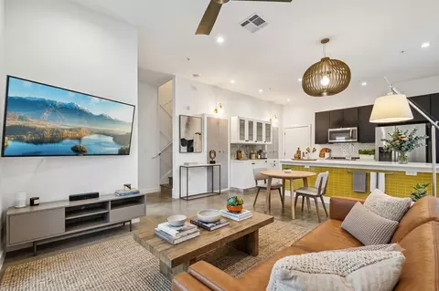 1931 E 38th 12 St #33, Austin, TX 78723