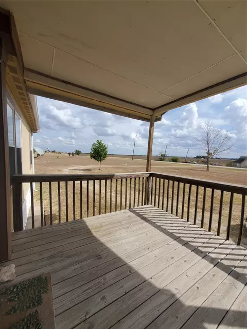 61 County Road 433, Thrall, TX 76578