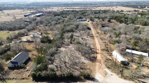 1686 Fm 2104, Paige, TX 78659