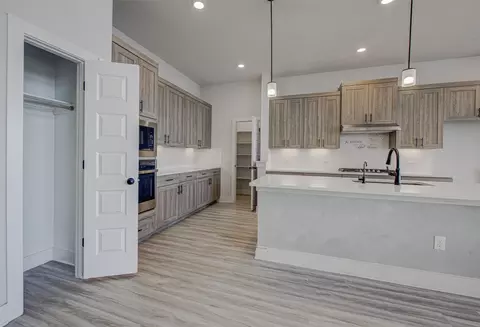 Kitchen - 822 Wild Pecan Loop, Buda, TX 78610 photo 1 of 2