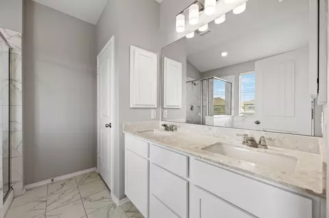 Bath - 1613 Sonny Dr, Leander, TX 78641 photo 1 of 3