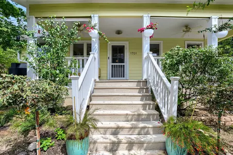1701 Alameda Dr, Austin, TX 78704