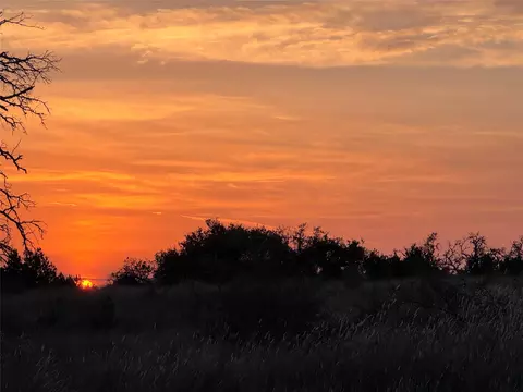 309 Post Oak Dr, Goldthwaite, TX 76844