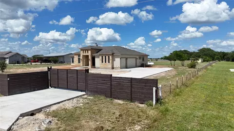 Exterior - 123 Lila Ln, Bertram, TX 78605 photo 2 of 5