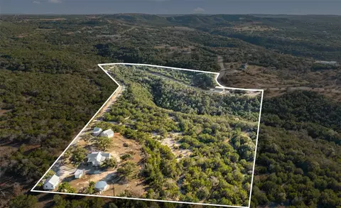 810 Kothmann Rd, Dripping Springs, TX 78620