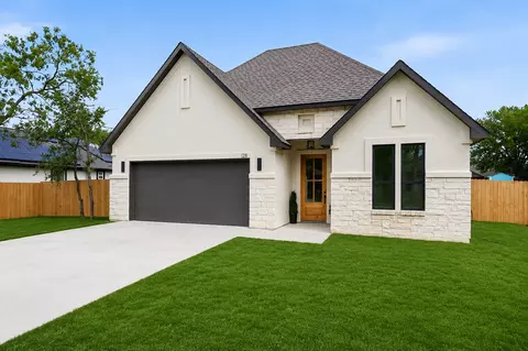 122 W Pauwela Ln, Bastrop, TX 78602