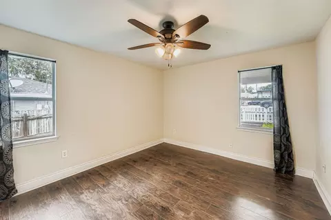 Other - 304 S Main St, Elgin, TX 78621 photo 2 of 3