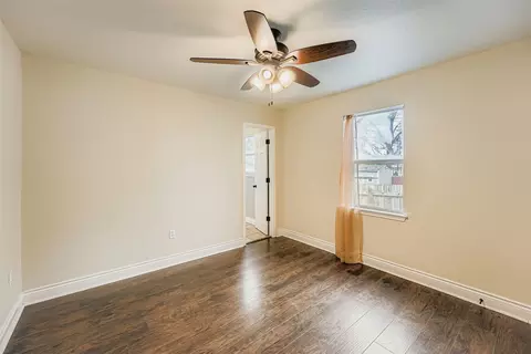 Bedroom - 304 S Main St, Elgin, TX 78621 photo 2 of 2