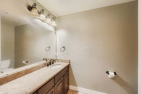 Bath - 304 S Main St, Elgin, TX 78621 photo 3 of 4