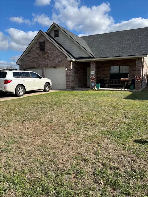 1393 Woodlands Dr, Kyle, TX 78640