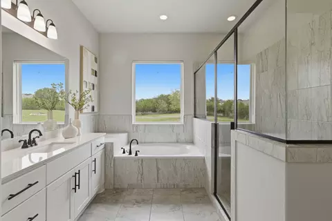 Bath - 1937 Halflinger Ln, Leander, TX 78641 photo 4 of 8
