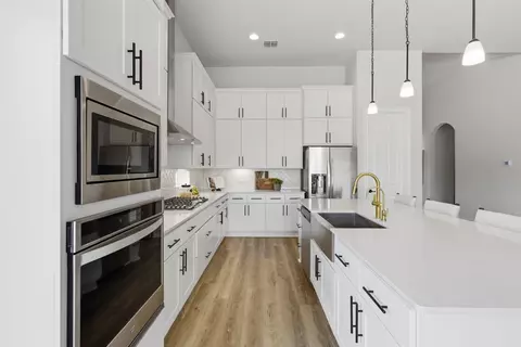 Kitchen - 1937 Halflinger Ln, Leander, TX 78641 photo 3 of 5