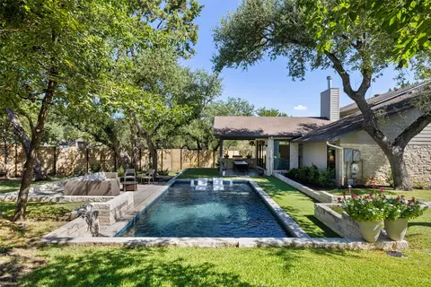 1500 Surrey Hill Dr, Austin, TX 78746