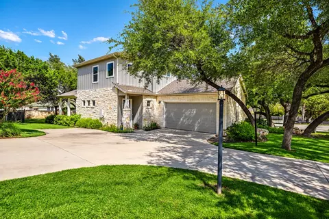 207 Fairlake Cir, Lakeway, TX 78734