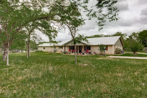 500 Buckaroo Trl, Buda, TX 78610