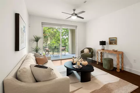 2804 Treble Ln #923, Austin, TX 78704