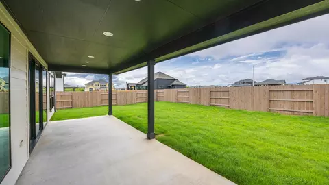 9004 Fallkill Dr, Austin, TX 78744 photo 13