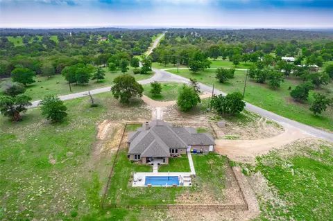View/Area - 494 Flash Cir, Luling, TX 78648 photo 3 of 4