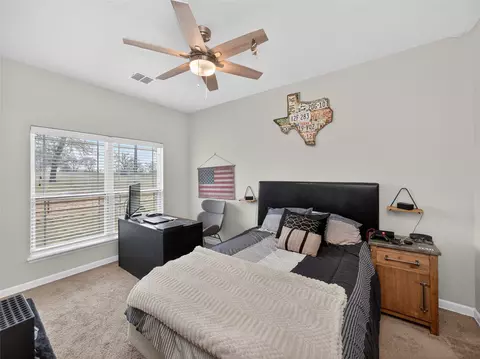 Bedroom - 494 Flash Cir, Luling, TX 78648 photo 5 of 5
