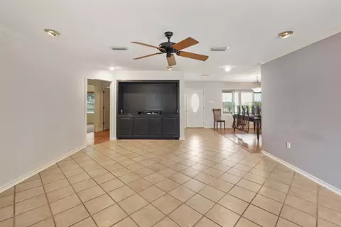 6625 E Post Rd, Kyle, TX 78640 photo 10