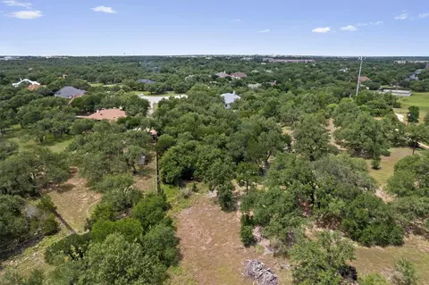 120 E Rustle Cv, Georgetown, TX 78628 photo 13