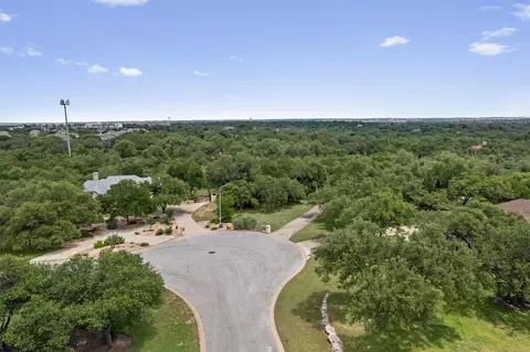 120 E Rustle Cv, Georgetown, TX 78628 photo 17