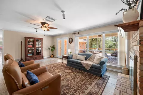 Living - 4109 Eagle Rd, Temple, TX 76502 photo 2 of 2