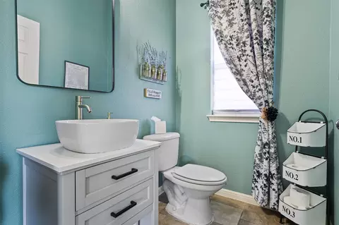 Bath - 2610 Raindance, Leander, TX 78641 photo 1 of 5