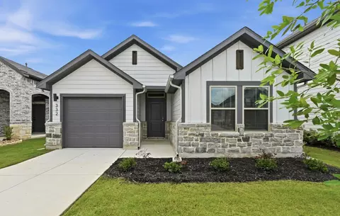 332 Bendecido Loop, Elgin, TX 78621