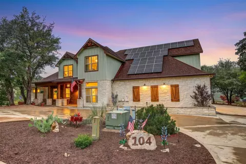 104 Kendall Rd, Spicewood, TX 78669