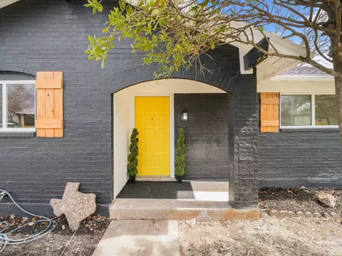8401 Staunton Dr, Austin, TX 78758