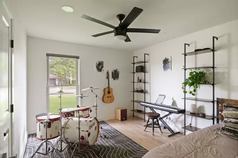 Bedroom - 304 Skyloop Dr, Austin, TX 78745 photo 3 of 3