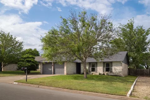 Exterior - 304 Skyloop Dr, Austin, TX 78745 photo 6 of 6