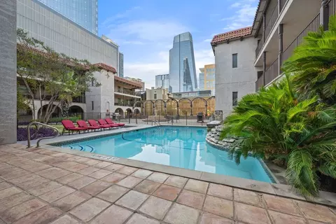 505 W 7th St #115, Austin, TX 78701
