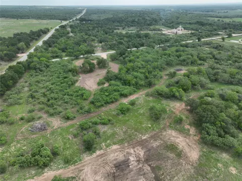 150 Pumper Rd, Luling, TX 78648 photo 8