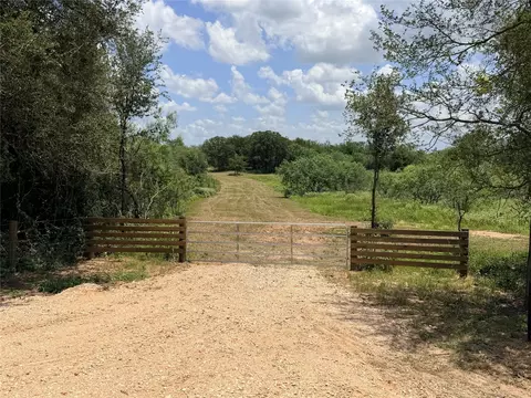 150 Pumper Rd, Luling, TX 78648 photo 23
