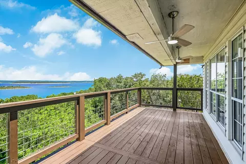 419 Cindy Dr, Canyon Lake, TX 78133