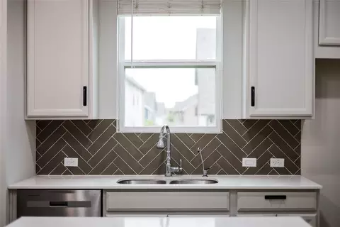 Kitchen - 2520 Roosevelt Rd, Leander, TX 78641 photo 3 of 6