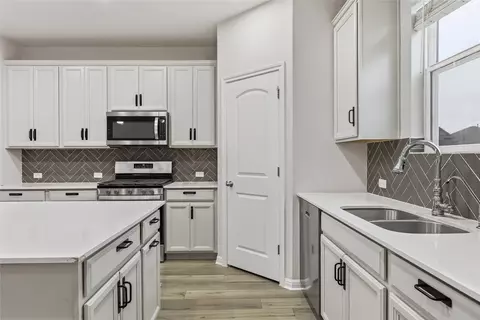 Kitchen - 2520 Roosevelt Rd, Leander, TX 78641 photo 1 of 6