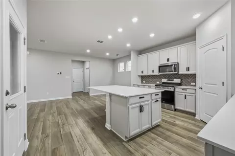 Entry Way - 2520 Roosevelt Rd, Leander, TX 78641 photo 2 of 5