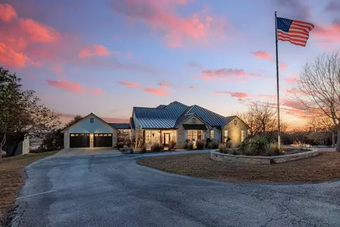 169 Royal Oaks Hl, Fredericksburg, TX 78624