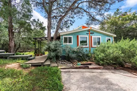 515 Circle Dr, Wimberley, TX 78676