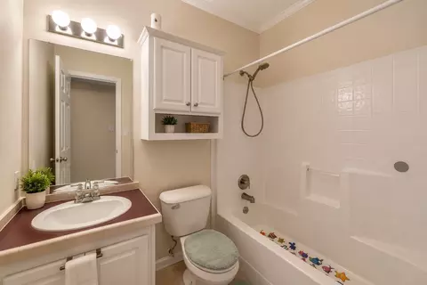 Bath - 260 Dickerson Ln, Elgin, TX 78621 photo 3 of 3
